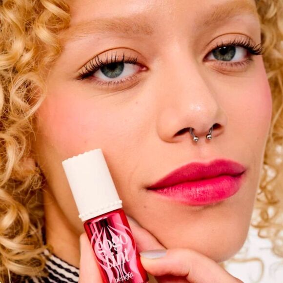 🌻 Benefit Gogo Tint Bright
Cherry Tinted Lip and Cheek Stain New FullSz - Picture 4 of 5